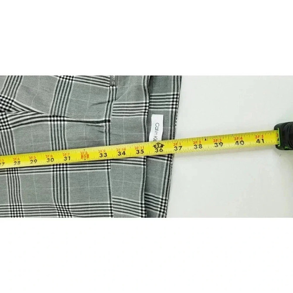 Calvin Klein Size XS Gray Paid Stretch Pull Up Zip Pocket 28 Inch Inseam Pants - Picture 10 of 12